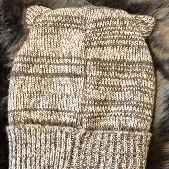 Claire’s Owl Beanie Kids Adults One Size Gray - Picture 3 of 6